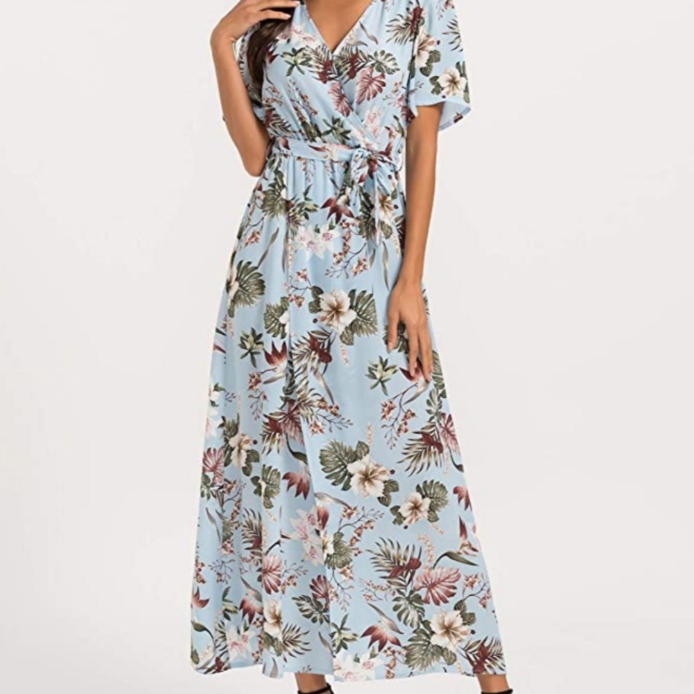 Flowy Floral Maxi Dress NWT